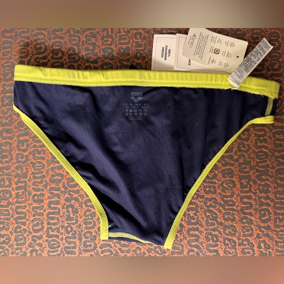 Arena Lime Green Men’s Bikini Swimsuit - Picture 5 of 7